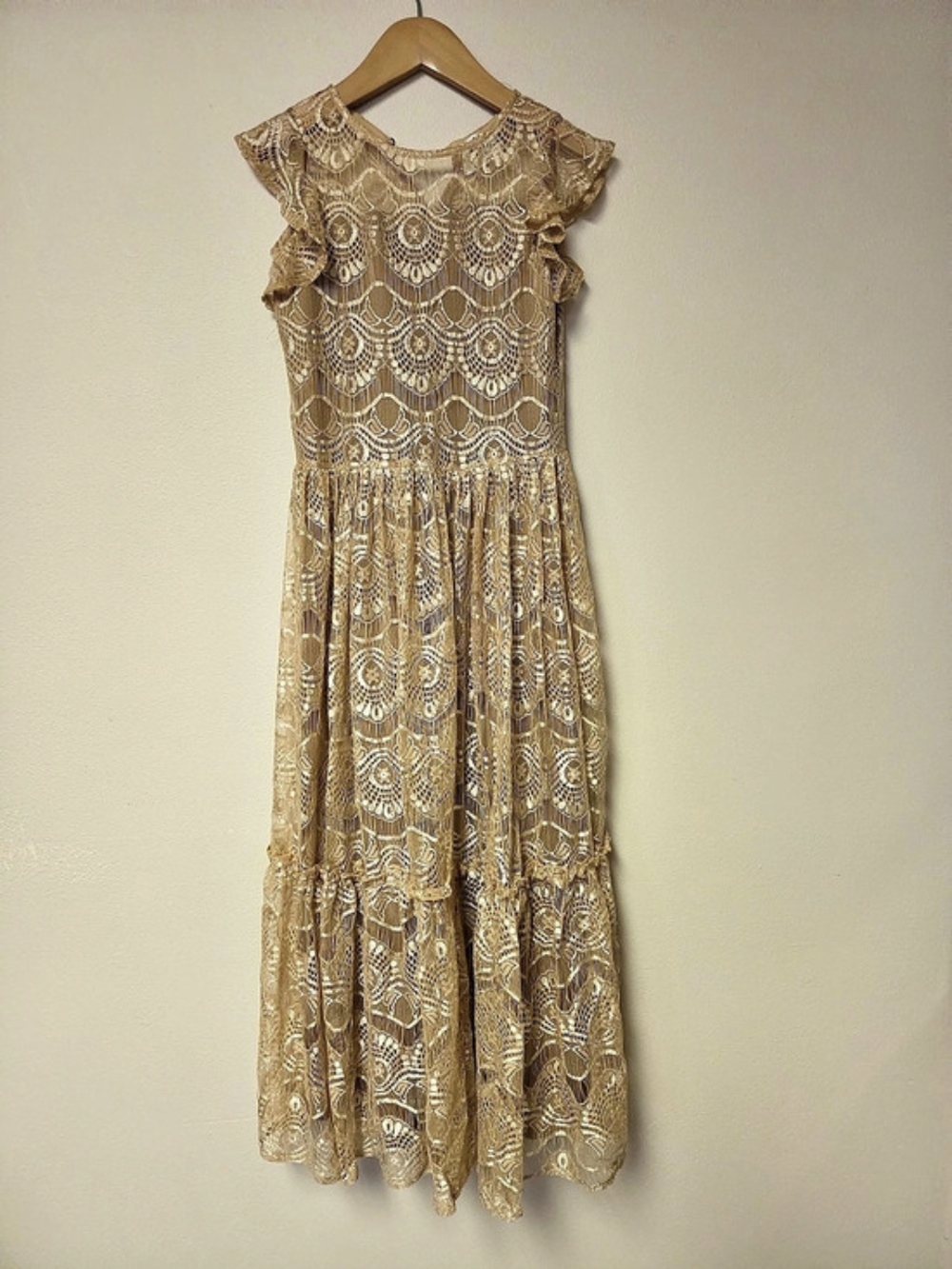 JOYFOLIE Lace Midi Dress in Gold Size 7